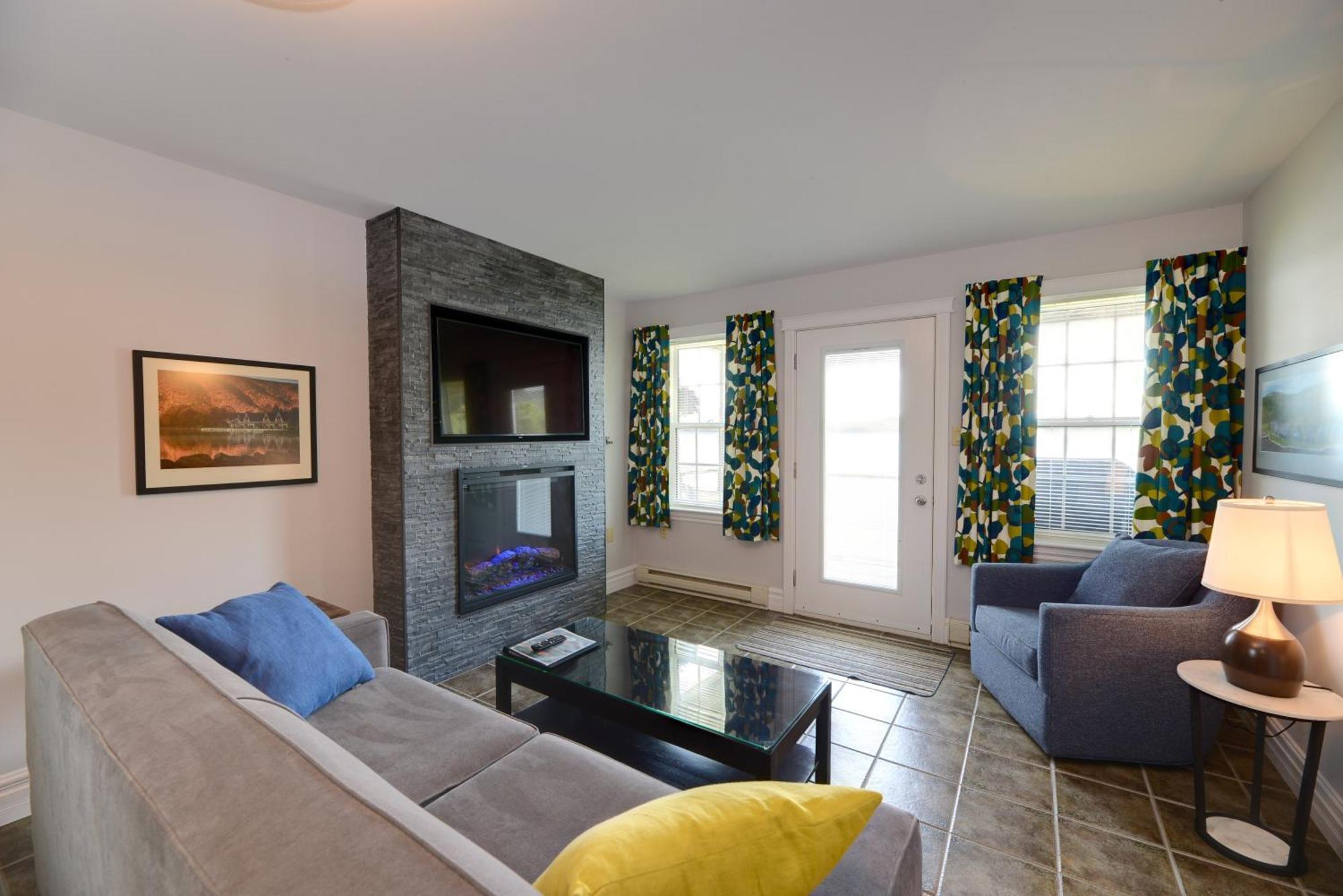 Keltic Quay Cottages & Bayfront Lodge Whycocomagh Eksteriør billede