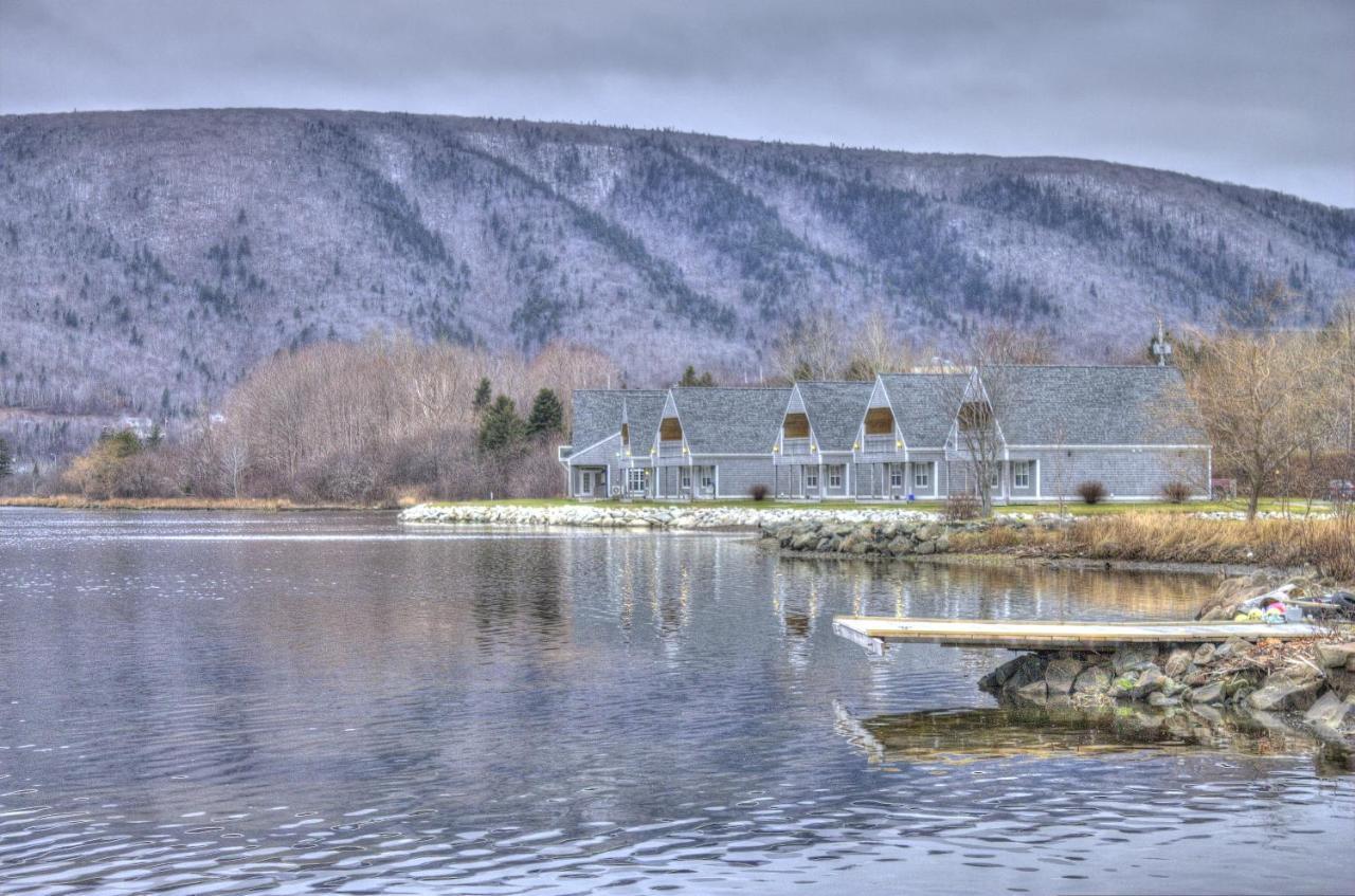 Keltic Quay Cottages & Bayfront Lodge Whycocomagh Eksteriør billede