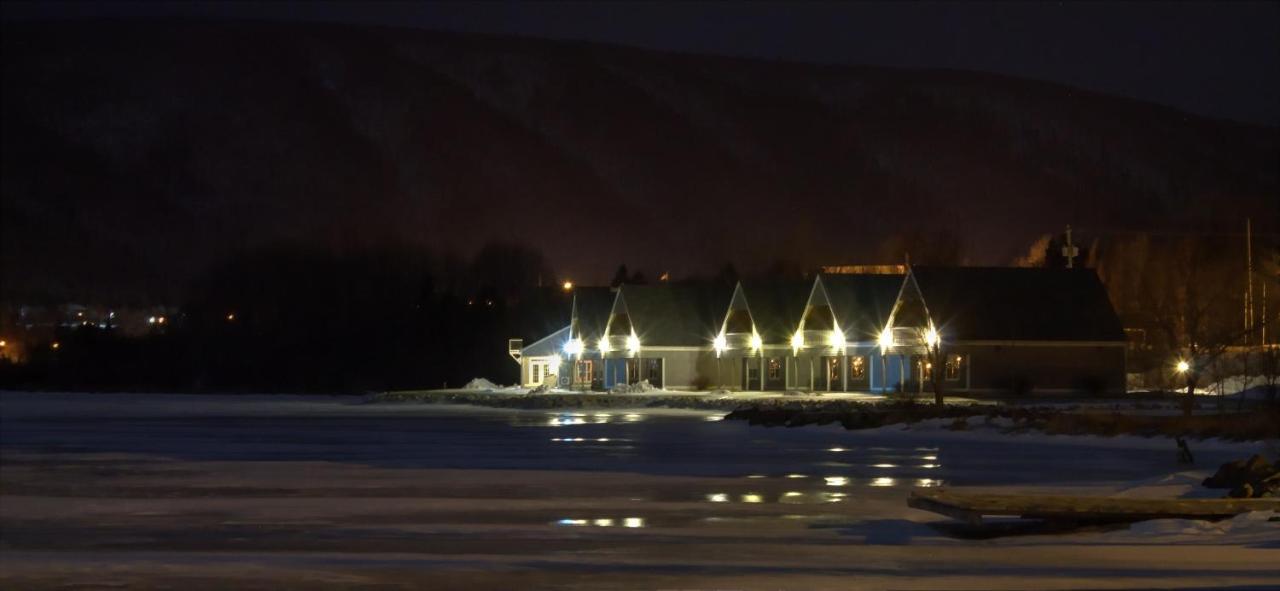 Keltic Quay Cottages & Bayfront Lodge Whycocomagh Eksteriør billede