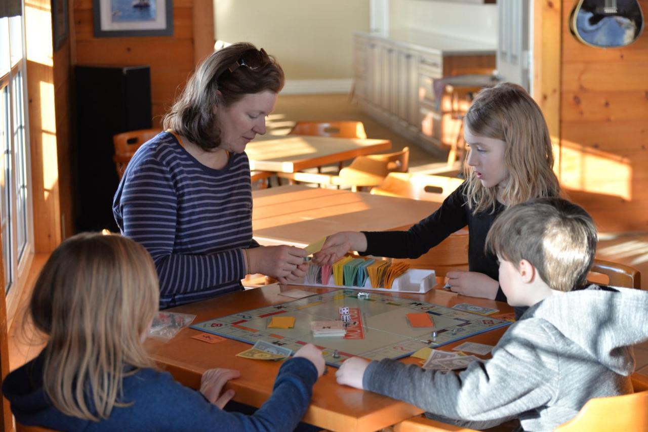 Keltic Quay Cottages & Bayfront Lodge Whycocomagh Eksteriør billede